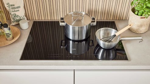 Einbauküche culineo® aus Holz in Beige Culineo® Einbauküche C945 mit beko Einbaugeräten Sand - Stellfläche ca. 377 x 300 cm